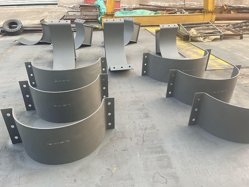 大口径保冷管托