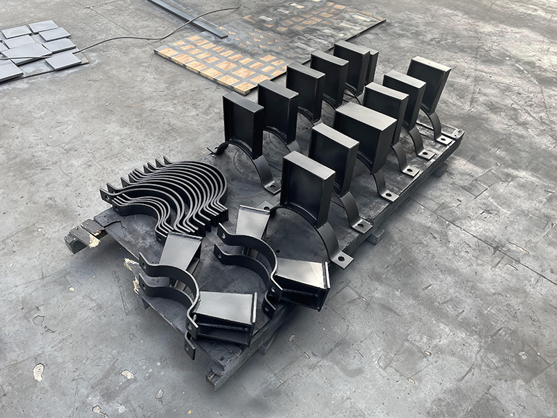 管夹支座及管夹