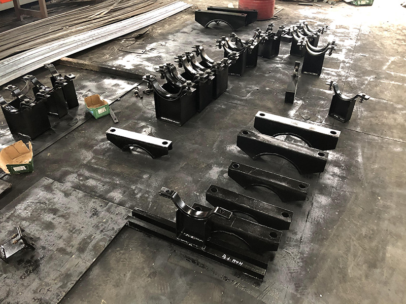 耐高温滑动支架